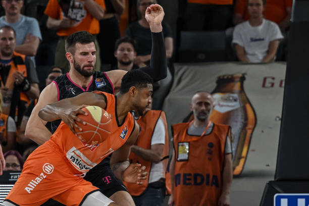 林斯在这场 林斯在这场