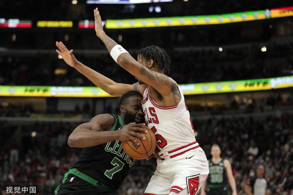 当天最受瞩 当天最受瞩