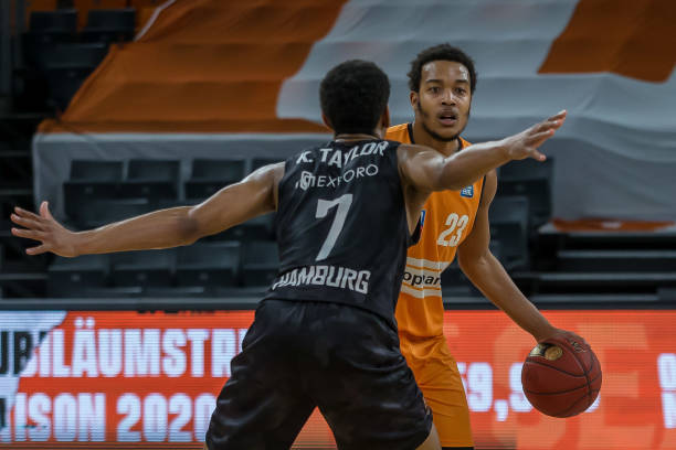 多方面的成 多方面的成