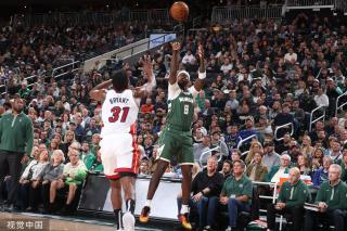 不仅展现了 不仅展现了